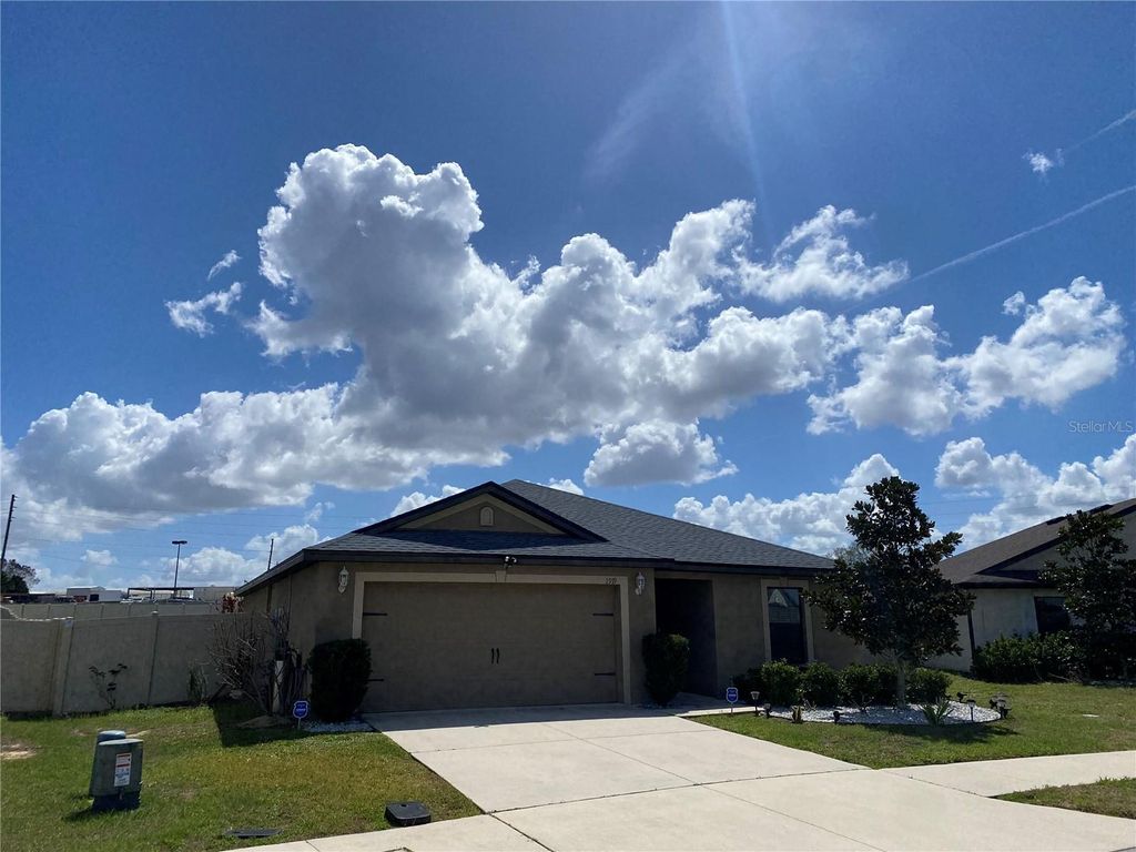 1919 AMBER SWEET CIRCLE, Dundee, FL 33838