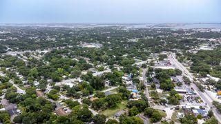 2004 Easter Avenue, Fort Pierce, FL 34950