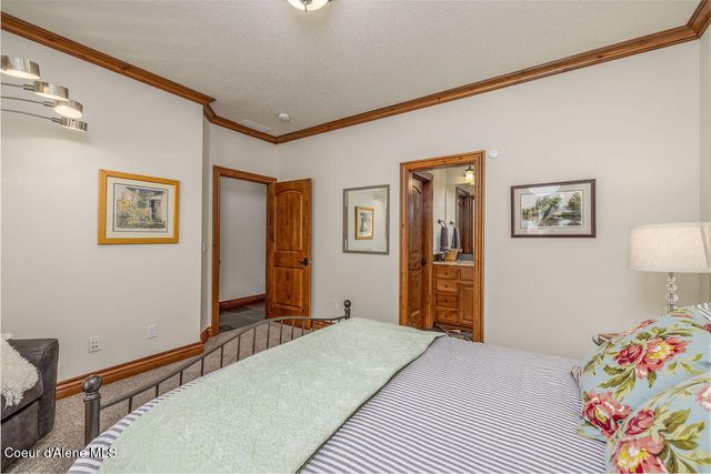 1560 E Bruin LOOP, Hayden, ID 83835