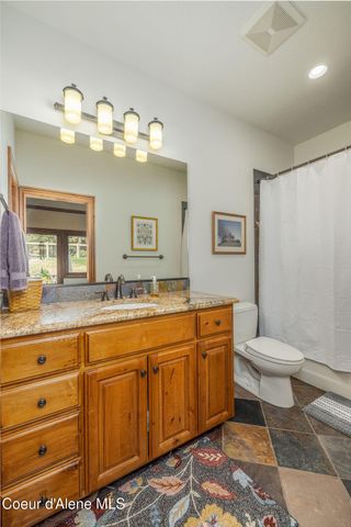 1560 E Bruin LOOP, Hayden, ID 83835