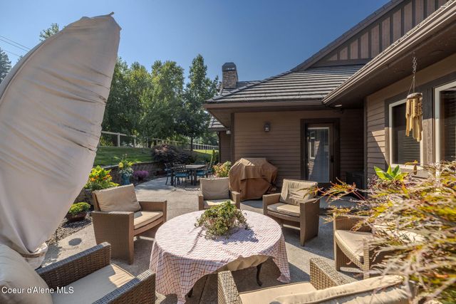 1560 E Bruin LOOP, Hayden, ID 83835