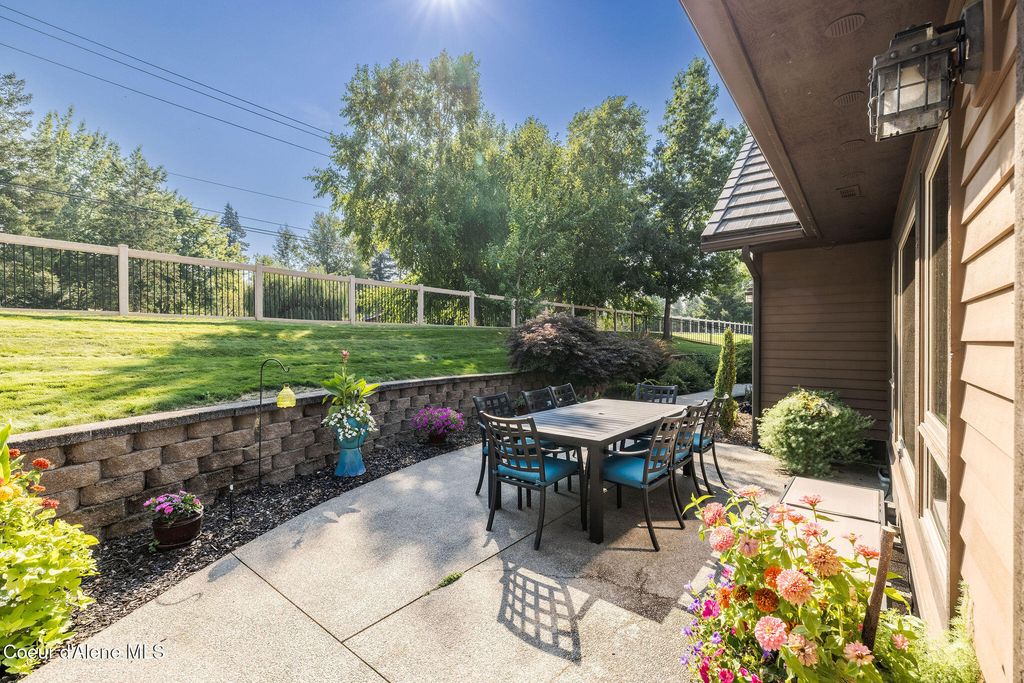 1560 E Bruin LOOP, Hayden, ID 83835 photo 34