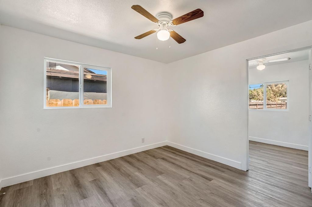 Image 17 of property listing at 1017 E Vine Avenue, Fresno, CA 93706