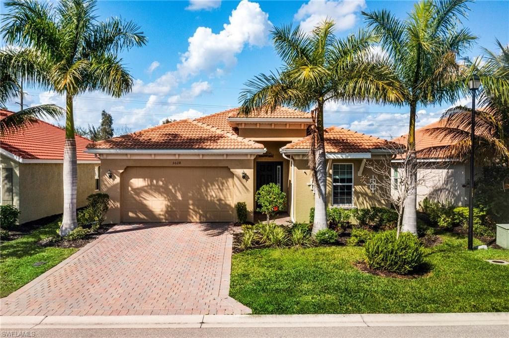 3028 Royal Gardens AVE, FORT MYERS, FL 33916 — photo 2