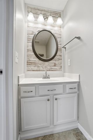 794 Owls Nest Court, Hamilton Twp, OH 45039