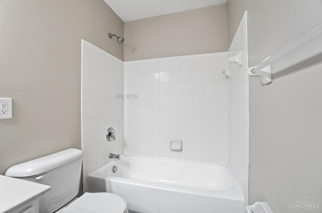 794 Owls Nest Court, Hamilton Twp, OH 45039