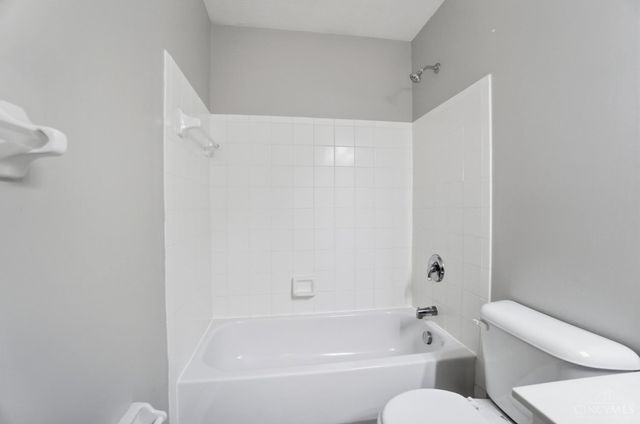 794 Owls Nest Court, Hamilton Twp, OH 45039