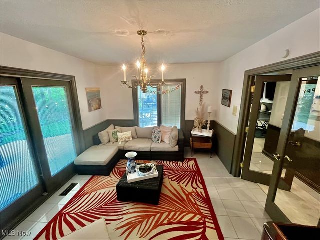 23547 Quail Hollow, Westlake, OH 44145