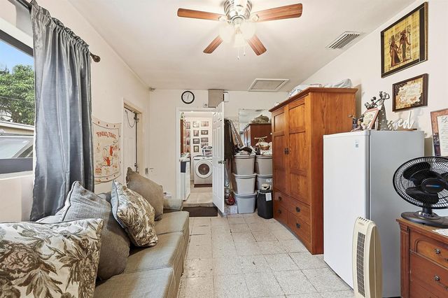 1310 SW 7th Avenue, Deerfield Beach, FL 33441