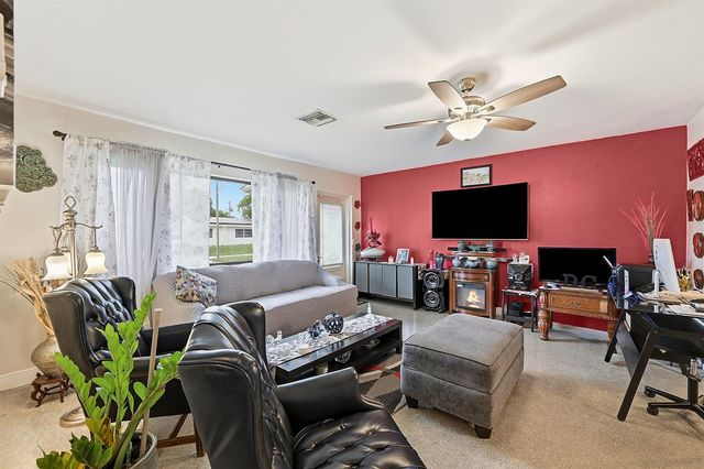 1310 SW 7th Avenue, Deerfield Beach, FL 33441