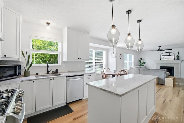 25 Fenwick Court, Springboro, OH 45066