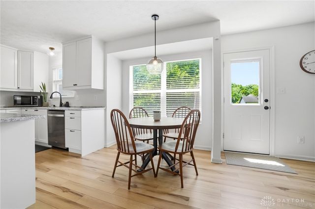 25 Fenwick Court, Springboro, OH 45066
