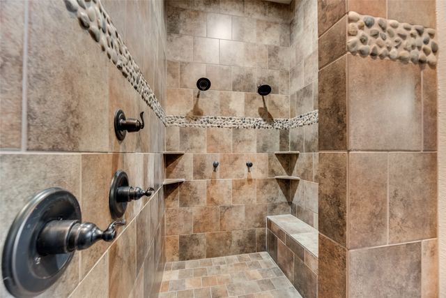 108 Springfield Lakes Drive, Waxahachie, TX 75165