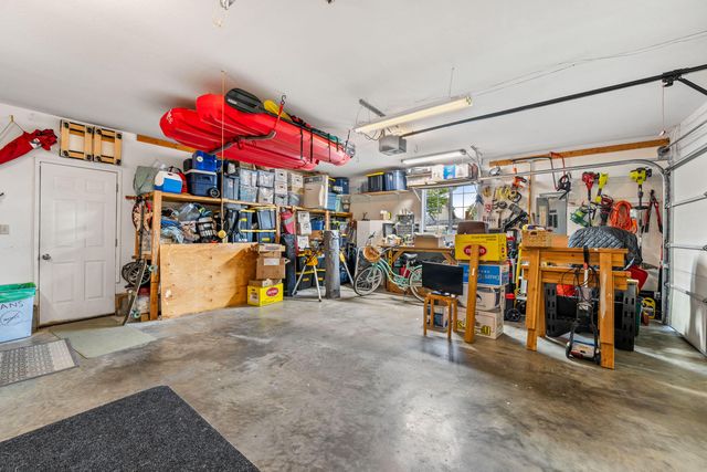 2687 Sprinkle Way, Grants Pass, OR 97527