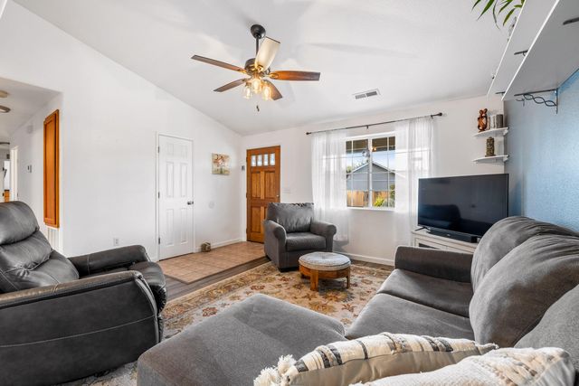 2687 Sprinkle Way, Grants Pass, OR 97527