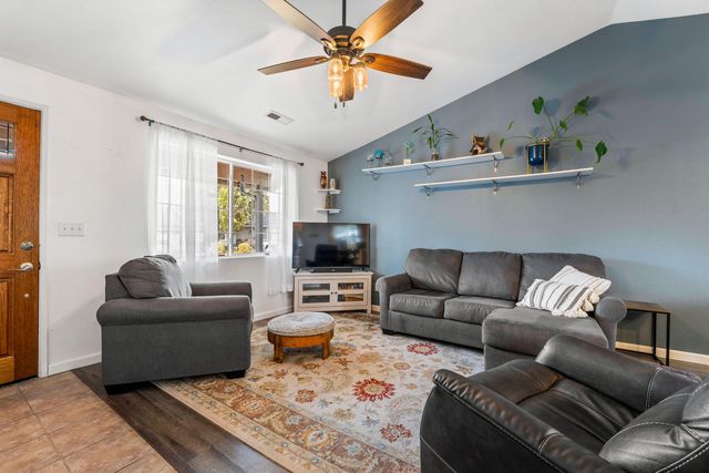 2687 Sprinkle Way, Grants Pass, OR 97527