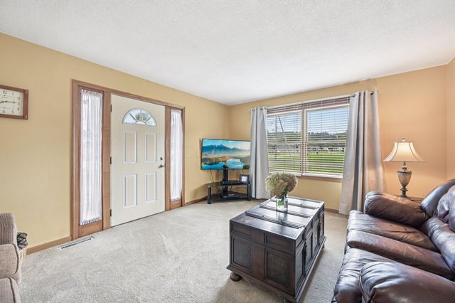 193 New Home Drive NE, Newark, OH 43055