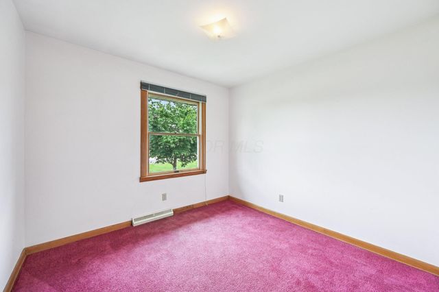 193 New Home Drive NE, Newark, OH 43055