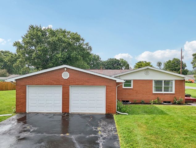 193 New Home Drive NE, Newark, OH 43055