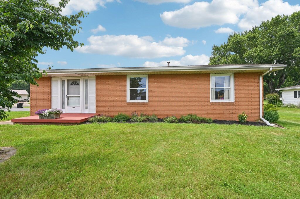 193 New Home Drive NE, Newark, OH 43055