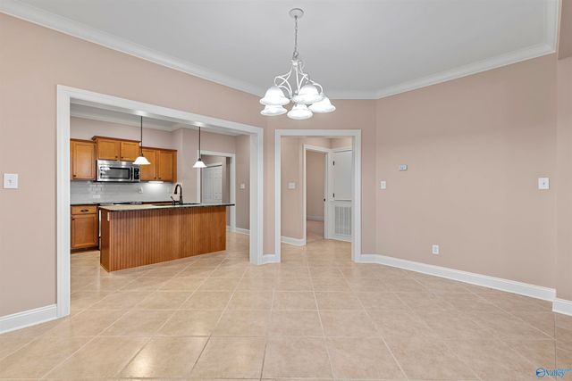 511 West Mossyleaf Drive, Huntsville, AL 35824