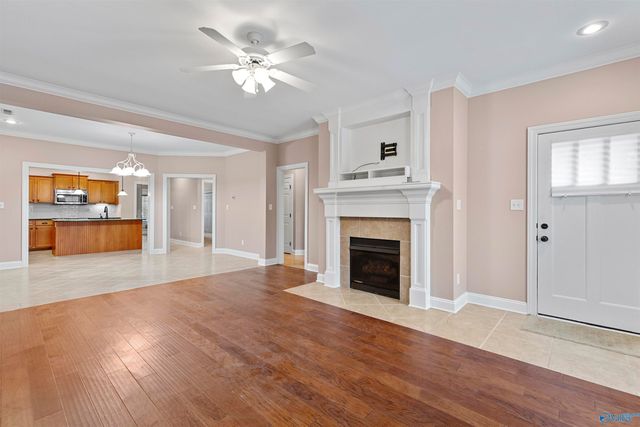 511 West Mossyleaf Drive, Huntsville, AL 35824