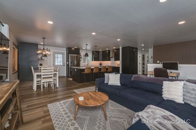 462 CARLTON DRIVE, Fairbanks, AK 99701