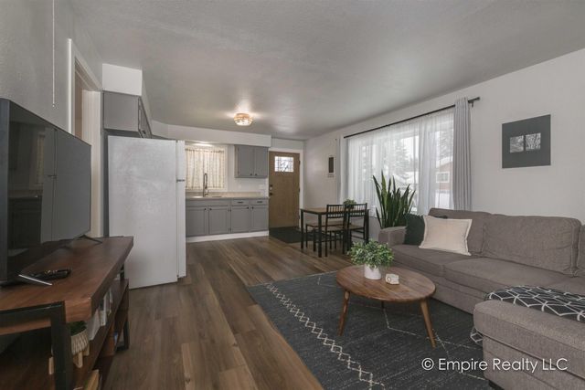 462 CARLTON DRIVE, Fairbanks, AK 99701