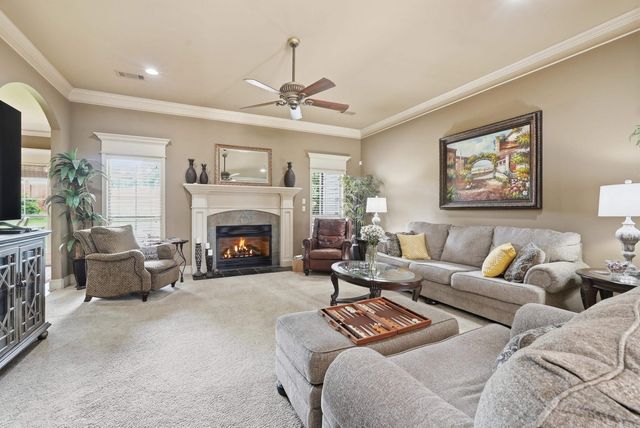 9316 Wooded Acres Cir, Sherwood, AR 72120