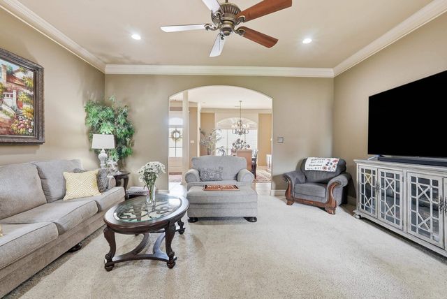 9316 Wooded Acres Cir, Sherwood, AR 72120