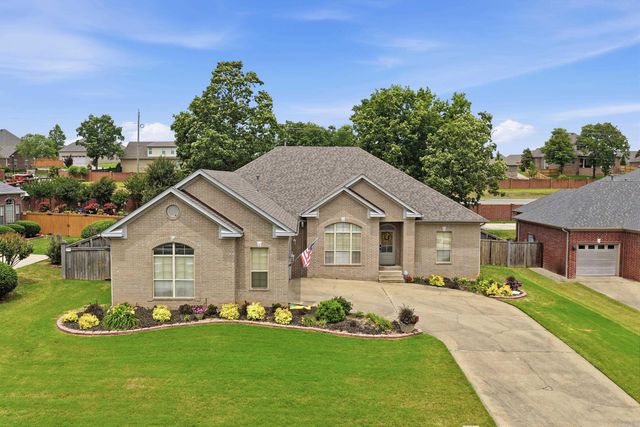 9316 Wooded Acres Cir, Sherwood, AR 72120