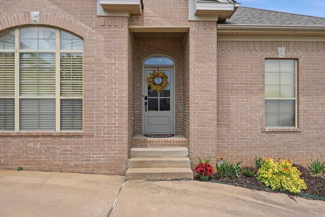 9316 Wooded Acres Cir, Sherwood, AR 72120