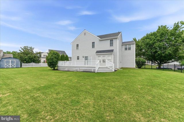 423 LARCHWOOD DR, Royersford, PA 19468