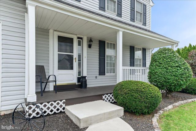 423 LARCHWOOD DR, Royersford, PA 19468