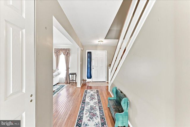 423 LARCHWOOD DR, Royersford, PA 19468