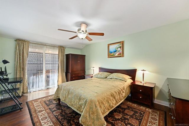 17465 Plaza Cerado 103, San Diego, CA 92128