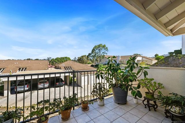 17465 Plaza Cerado 103, San Diego, CA 92128