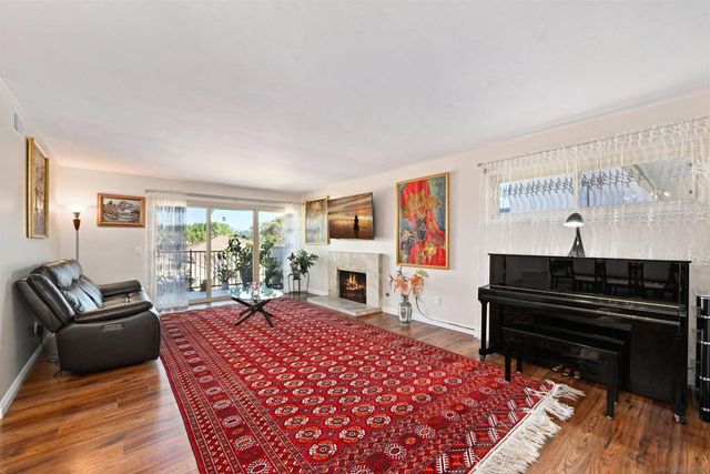 17465 Plaza Cerado 103, San Diego, CA 92128