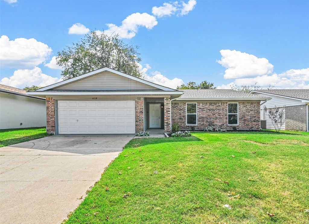 618 Shadyglen Drive, Allen, TX 75002