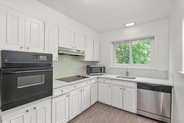 200 South Boulevard 2C, Evanston, IL 60202