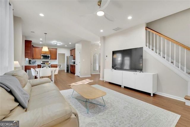 2640 Chandler Grove Drive, Buford, GA 30519