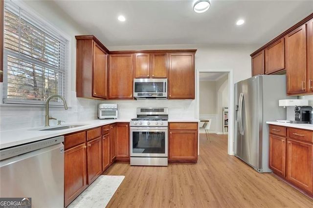 2640 Chandler Grove Drive, Buford, GA 30519