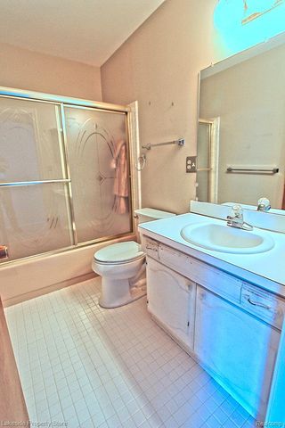 22512 Corteville Street, St. Clair Shores, MI 48081