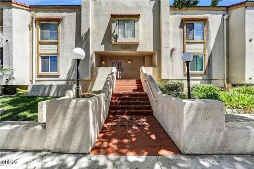 430 N Holliston Avenue 103, Pasadena, CA 91106