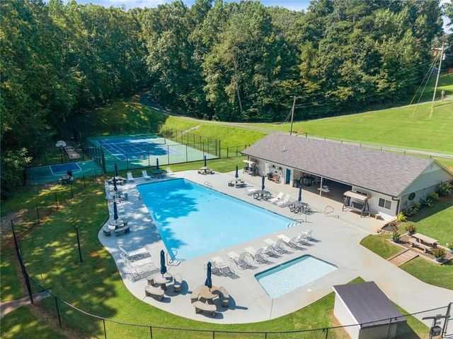 6711 Wildwood Trail, Gainesville, GA 30506