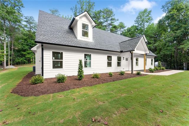 6711 Wildwood Trail, Gainesville, GA 30506