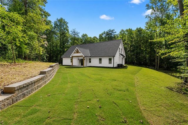 6711 Wildwood Trail, Gainesville, GA 30506