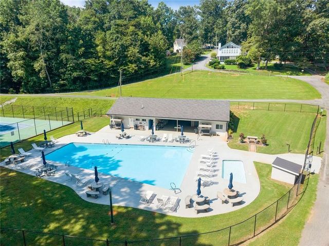 6711 Wildwood Trail, Gainesville, GA 30506