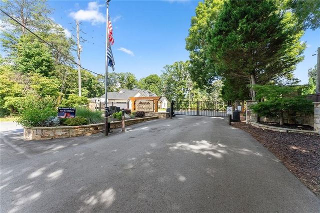6711 Wildwood Trail, Gainesville, GA 30506