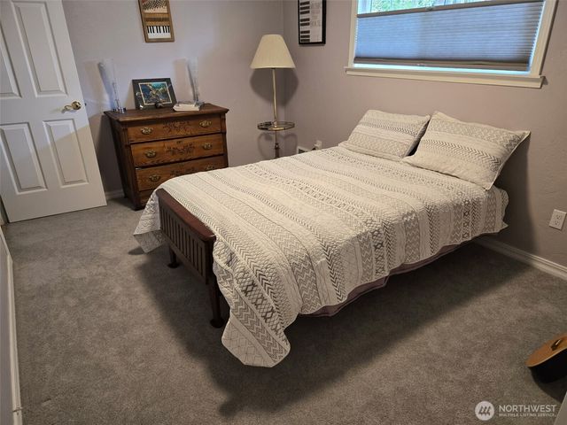 831 E Saint Andrews Drive, Shelton, WA 98584
